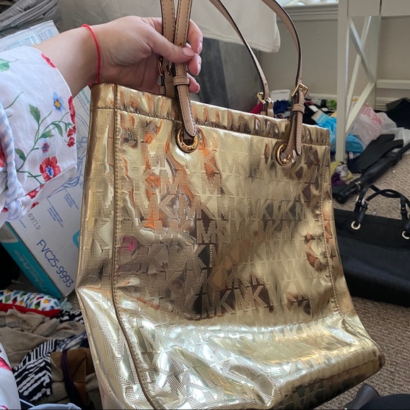 Bundle!!! Three Michael Kors purses - Picture 4 of 8